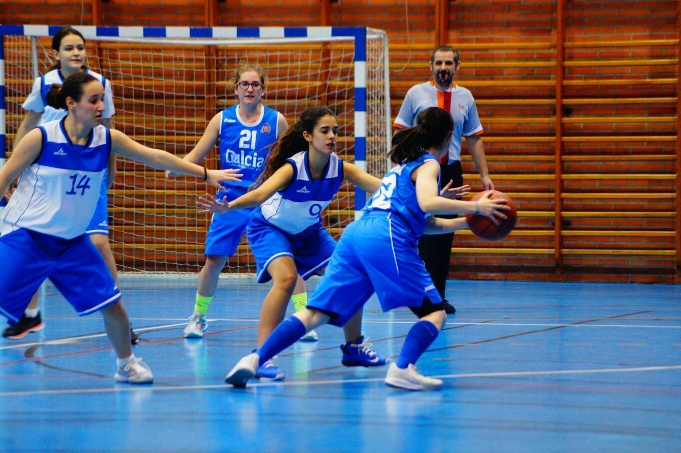 adb hellin juniro femenino 1