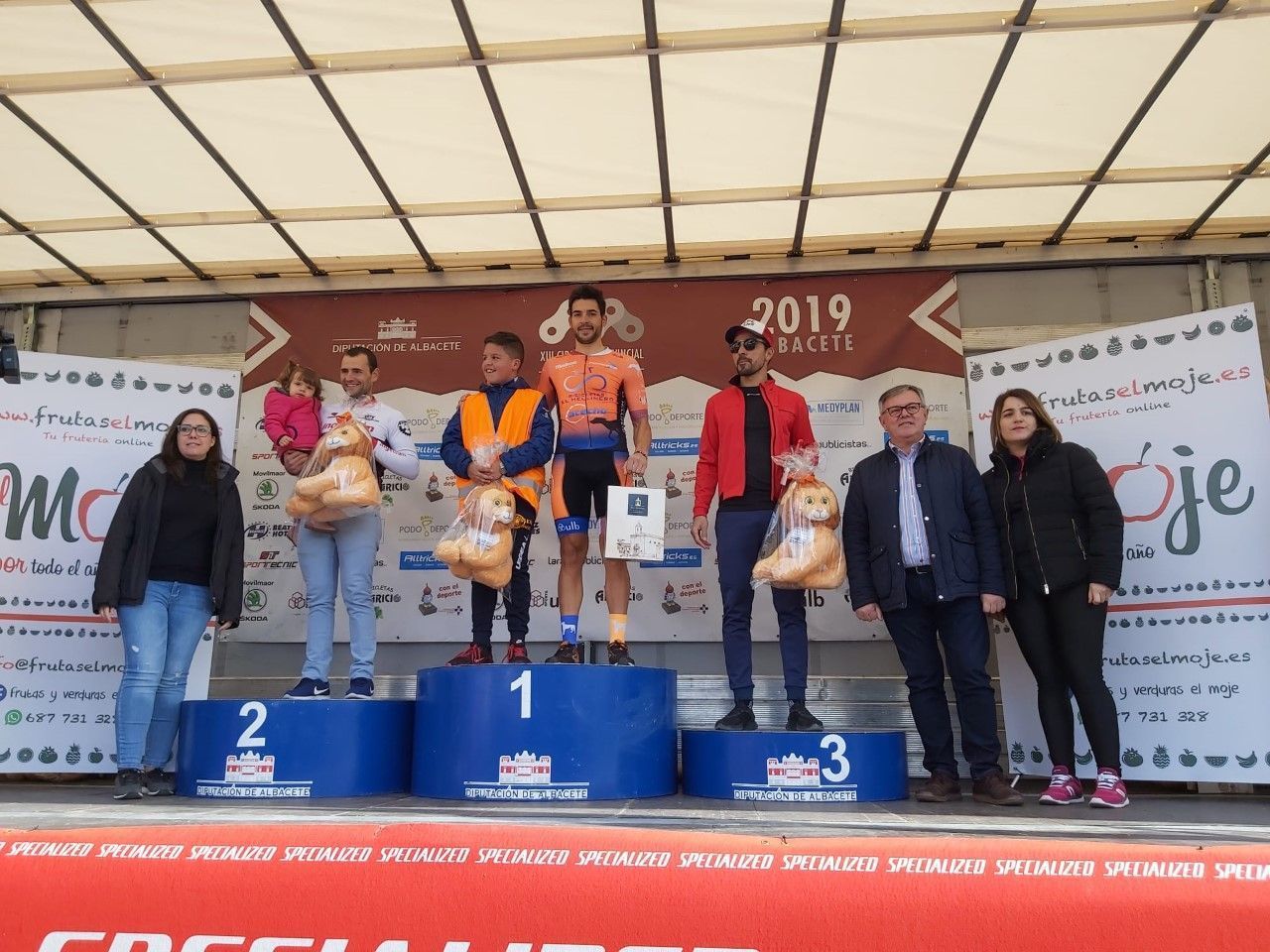 alberto lópez gana en hellín 2019
