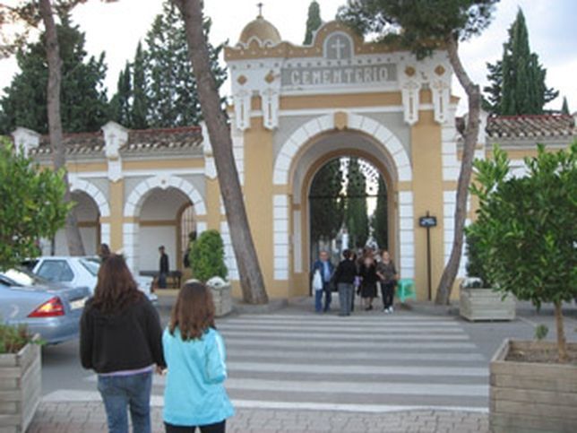 cementerio hellín