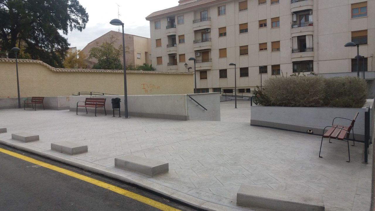 plaza de la calle el sol