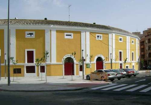 plaza toros hellin