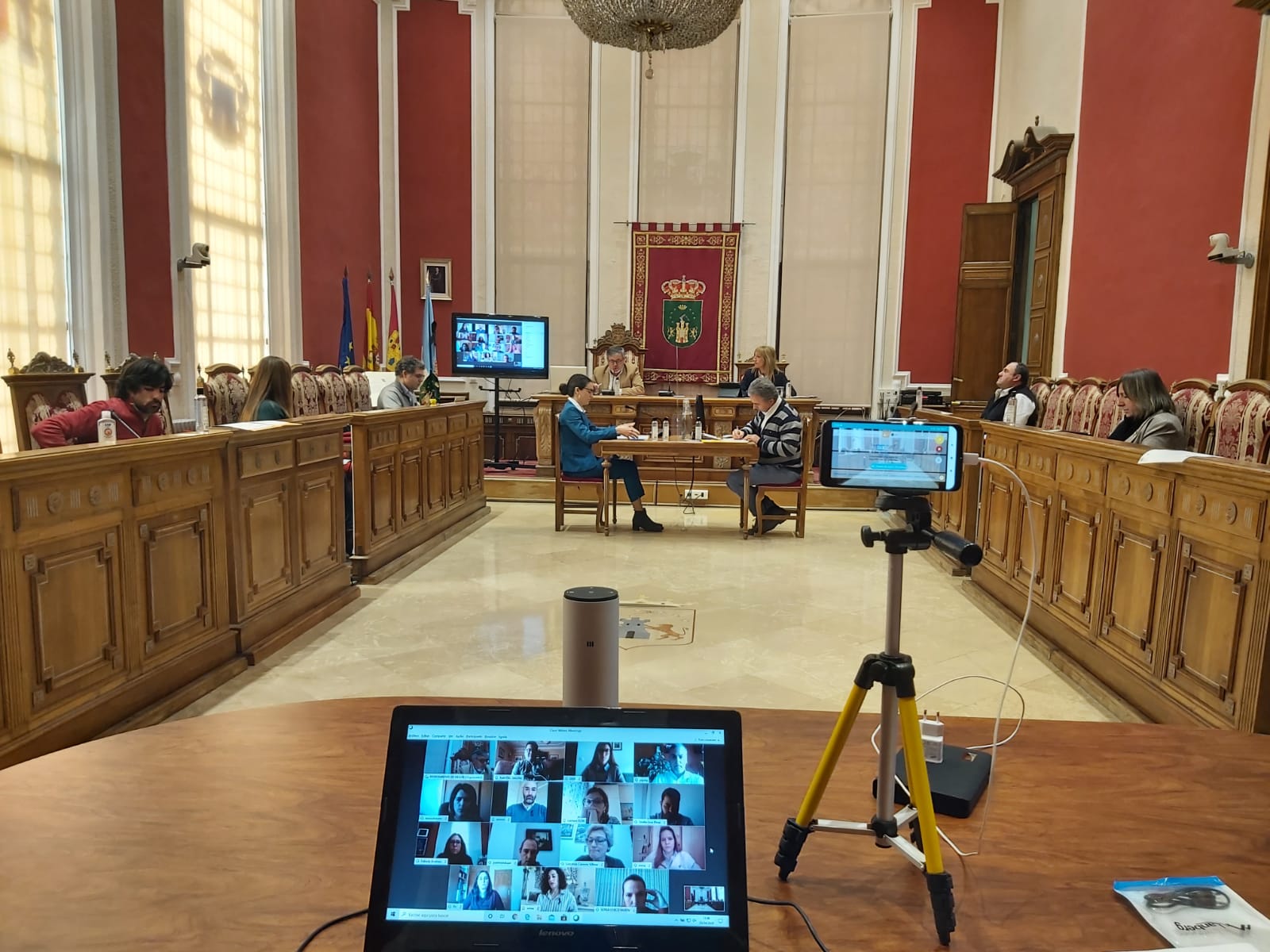 pleno abril 4
