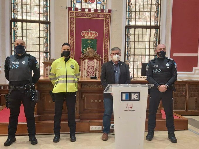 polis marzo 2021
