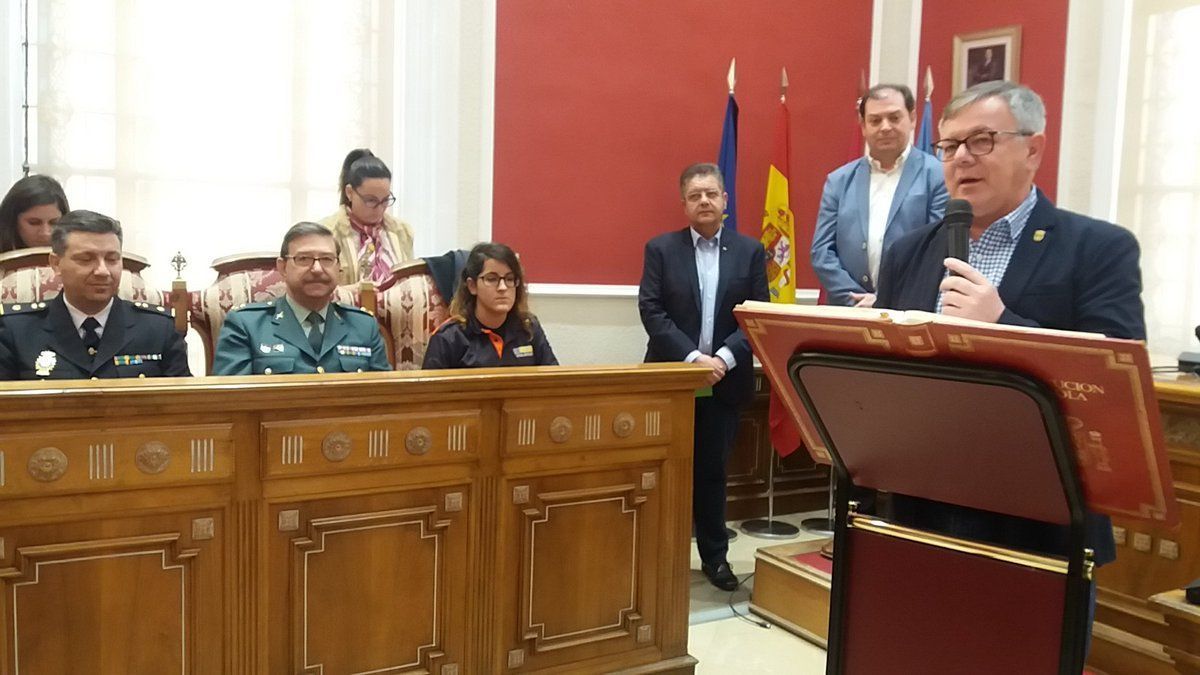 ramon lee constitucion 2018
