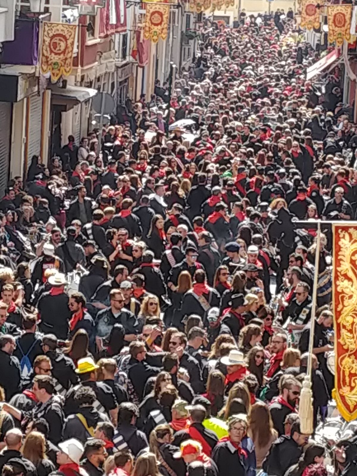 Miles de tambores de Hellín, Agramón y Tobarra redoblan este domingo para  conmemorar la declaración de la Tamborada como Patrimonio de la Humanidad -  Radio Hellin